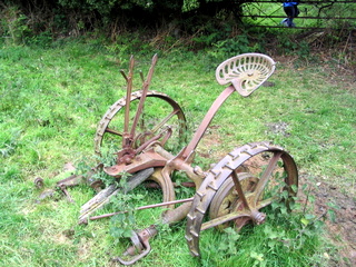 2005-05-25-11-00-17_wheddon_cross_dunkery_beacon_porlock_post_luchwell_bridge_may_05-002_wheddon_cross_dunkery_beacon_porlock_post_luchwell_bridge_may_05.jpg  wheddon_cross_dunkery_beacon_porlock_post_luchwell_bridge_may_05 