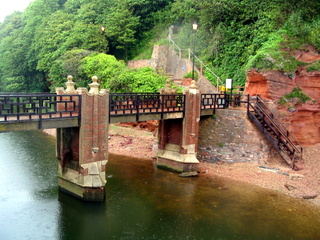 2005-06-01-11-09-55_sidford_sidmouth_mist_june_05-002_sidford_sidmouth_mist_june_05.jpg  sidford_sidmouth_mist_june_05 