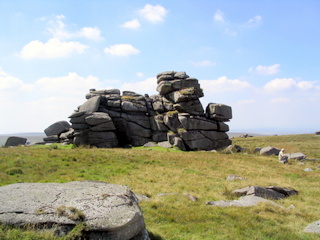2005-08-17-13-01-42_postbridge_fur_tor_aug_05-021_postbridge_firtor.jpg 2005-08-17-13-01-42_postbridge_fur_tor_aug_05-021_postbridge_firtor.jpg postbridge_firtor