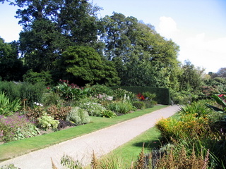 2005-09-06-14-28-40_lanhydrock_garden_sept_05-010_lanhydrock_garden_sept_05.jpg 2005-09-06-14-28-40_lanhydrock_garden_sept_05-010_lanhydrock_garden_sept_05.jpg lanhydrock_garden_sept_05