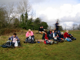 2006-01-22-13-57-27_walkers_jan_o6-002_ipplepen_stoneycombe.jpg  ipplepen_stoneycombe 