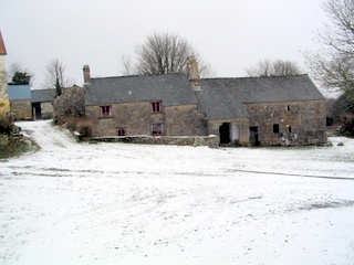 2006-03-01-11-59-03_chagford_common_coombe_down-002_chagfordcommon_shapley_coombe_down.jpg 2006-03-01-11-59-03_chagford_common_coombe_down-002_chagfordcommon_shapley_coombe_down.jpg chagfordcommon_shapley_coombe_down