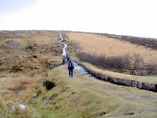 2006-03-29-11-16-05_leathertor_combshead_nunscross-001_nunscross_leather_combshead.jpg 2006-03-29-11-16-05_leathertor_combshead_nunscross-001_nunscross_leather_combshead.jpg nunscross_leather_combshead