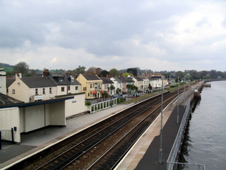 2006-04-30-11-53-28_starcross-001_powderham_starcross_kenton.jpg  powderham_starcross_kenton 