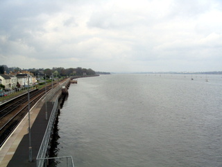 2006-04-30-11-53-32_starcross-002_powderham_starcross_kenton.jpg  powderham_starcross_kenton 