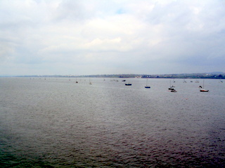 2006-04-30-11-53-37_starcross-003_powderham_starcross_kenton.jpg  powderham_starcross_kenton 