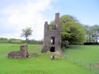 2006-05-21-14-13-56_raleghs_cross_engine_house-002_brendon_ralegh_clatworthy.jpg 2006-05-21-14-13-56_raleghs_cross_engine_house-002_brendon_ralegh_clatworthy.jpg brendon_ralegh_clatworthy