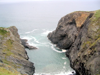 2006-06-19-12-11-46_pembroke_june_2006-182_pembroke_coast_st_davids_newgale.jpg  pembroke_coast_st_davids_newgale 