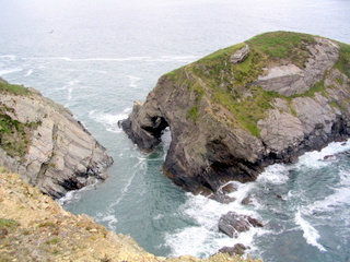 2006-06-19-12-44-10_pembroke_june_2006-188_pembroke_coast_st_davids_newgale.jpg  pembroke_coast_st_davids_newgale 