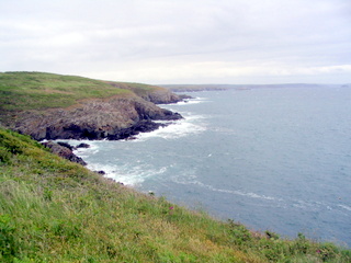 2006-06-20-14-03-58_pembroke_june_2006-228_pembroke_coast_whitesands_bay_st_davids.jpg  pembroke_coast_whitesands_bay_st_davids 