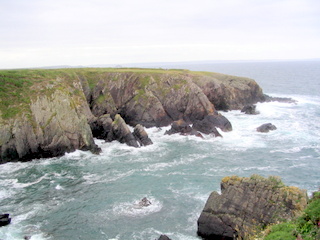 2006-06-20-14-43-05_pembroke_june_2006-233_pembroke_coast_whitesands_bay_st_davids.jpg  pembroke_coast_whitesands_bay_st_davids 