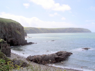 2006-06-21-14-38-05_pembroke_june_2006-080_pembroke_coast_newgale_broad_haven.jpg  pembroke_coast_newgale_broad_haven 