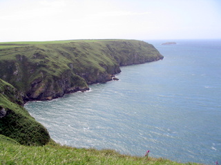 2006-06-21-15-22-32_pembroke_june_2006-090_pembroke_coast_newgale_broad_haven.jpg  pembroke_coast_newgale_broad_haven 