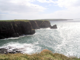 2006-06-21-16-27-20_pembroke_june_2006-099_pembroke_coast_newgale_broad_haven.jpg  pembroke_coast_newgale_broad_haven 