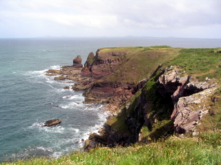 2006-06-22-10-47-59_pembroke_june_2006-111_pembroke_coast_st_brides_marloes_dale.jpg  pembroke_coast_st_brides_marloes_dale 