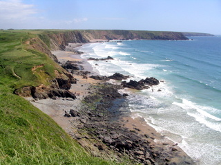 2006-06-22-14-20-10_pembroke_june_2006-140_pembroke_coast_st_brides_marloes_dale.jpg  pembroke_coast_st_brides_marloes_dale 