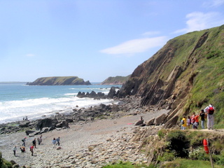 2006-06-22-14-23-17_pembroke_june_2006-141_pembroke_coast_st_brides_marloes_dale.jpg  pembroke_coast_st_brides_marloes_dale 