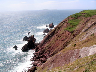 2006-06-22-15-03-15_pembroke_june_2006-144_pembroke_coast_st_brides_marloes_dale.jpg  pembroke_coast_st_brides_marloes_dale 