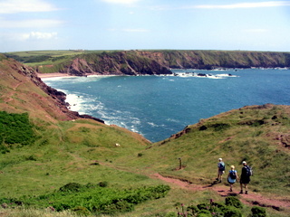2006-06-22-15-05-35_pembroke_june_2006-145_pembroke_coast_st_brides_marloes_dale.jpg  pembroke_coast_st_brides_marloes_dale 