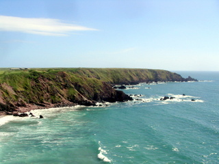 2006-06-22-15-22-34_pembroke_june_2006-147_pembroke_coast_st_brides_marloes_dale.jpg  pembroke_coast_st_brides_marloes_dale 