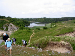 2006-06-23-11-58-15_pembroke_june_2006-158_pembroke_coast_bosherston_manorbier.jpg  pembroke_coast_bosherston_manorbier 