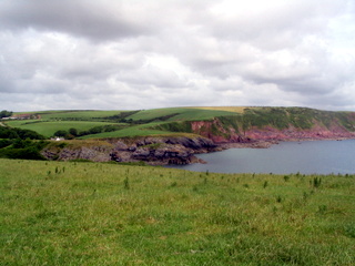2006-06-23-13-01-33_pembroke_june_2006-018_pembroke_coast_bosherston_manorbier.jpg  pembroke_coast_bosherston_manorbier 