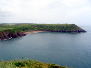 2006-06-23-15-32-09_pembroke_june_2006-031_pembroke_coast_bosherston_manorbier.jpg  pembroke_coast_bosherston_manorbier 