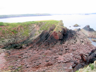 2006-06-24-12-29-09_pembroke_june_2006-054_pembroke_coast_dale_milford_haven.jpg  pembroke_coast_dale_milford_haven 