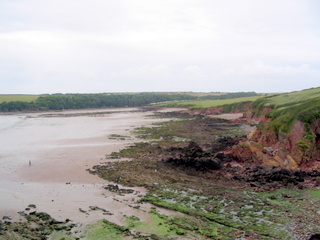 2006-06-24-13-34-12_pembroke_june_2006-062_pembroke_coast_dale_milford_haven.jpg  pembroke_coast_dale_milford_haven 
