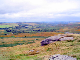 2006-08-20-12-08-38_bagto_rippontor_holwell-005_haytor_holwell_circuit.jpg 2006-08-20-12-08-38_bagto_rippontor_holwell-005_haytor_holwell_circuit.jpg haytor_holwell_circuit