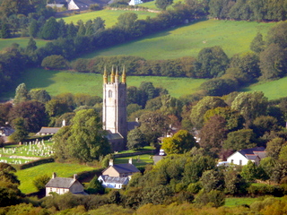 2006-09-21-10-09-45_p1000065_bonehill_hameldown_grimspound.jpg  bonehill_hameldown_grimspound 
