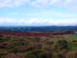 2006-10-04-12-10-37_p1000141_whiteworks_routrundle_peekhill.jpg  whiteworks_routrundle_peekhill 