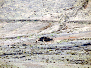 2006-11-14-11-38-05_p1000804_lanzarote_femes_circular_walk.jpg  Lanzarote_Femes_circular_walk 