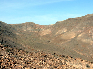2006-11-14-12-19-21_p1000808_lanzarote_femes_circular_walk.jpg  Lanzarote_Femes_circular_walk 