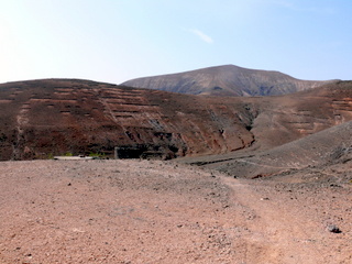 2006-11-14-12-38-45_p1000813_lanzarote_femes_circular_walk.jpg  Lanzarote_Femes_circular_walk 