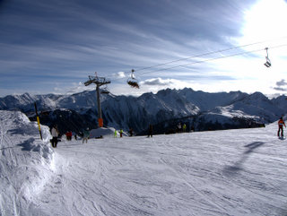 2010-01-05-11-52-23_p1010069_austria_zell_am_ziller_zillertal_arena_gerlos_konigsleiten_2010-01-05.jpg 2010-01-05-11-52-23_p1010069_austria_zell_am_ziller_zillertal_arena_gerlos_konigsleiten_2010-01-05.jpg Austria_Zell_am_Ziller_Zillertal_Arena_Gerlos_Konigsleiten_2010-01-05