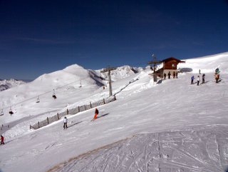 2010-01-05-12-49-32_p1010074_austria_zell_am_ziller_zillertal_arena_gerlos_konigsleiten_2010-01-05.jpg 2010-01-05-12-49-32_p1010074_austria_zell_am_ziller_zillertal_arena_gerlos_konigsleiten_2010-01-05.jpg Austria_Zell_am_Ziller_Zillertal_Arena_Gerlos_Konigsleiten_2010-01-05