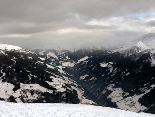 2010-01-06-14-01-05_p1010119_austria_mayrhofen_kaltenbach_hoch_zillertal_hochfugen_2010-01-06.jpg 2010-01-06-14-01-05_p1010119_austria_mayrhofen_kaltenbach_hoch_zillertal_hochfugen_2010-01-06.jpg Austria_Mayrhofen_Kaltenbach_Hoch_Zillertal_Hochfugen_2010-01-06