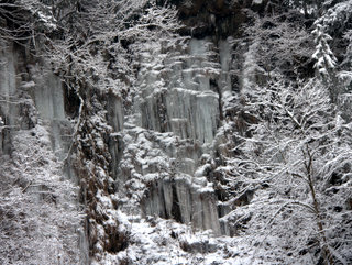 2010-01-08-09-39-57_p1010201_austria_mayrhofen_zillergrund_path_walking_2010-01-08.jpg  Austria_Mayrhofen_Zillergrund_Path_walking_2010-01-08 
